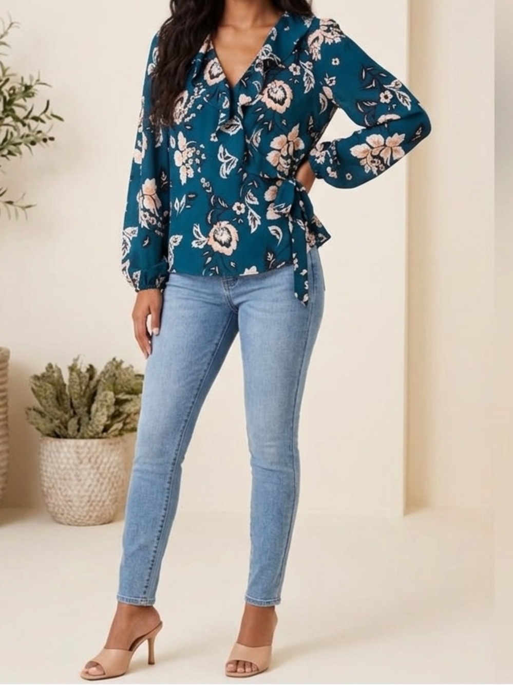 White House Black Market Floral Faux Wrap Blouse Ruffle Teal Blue❤️
